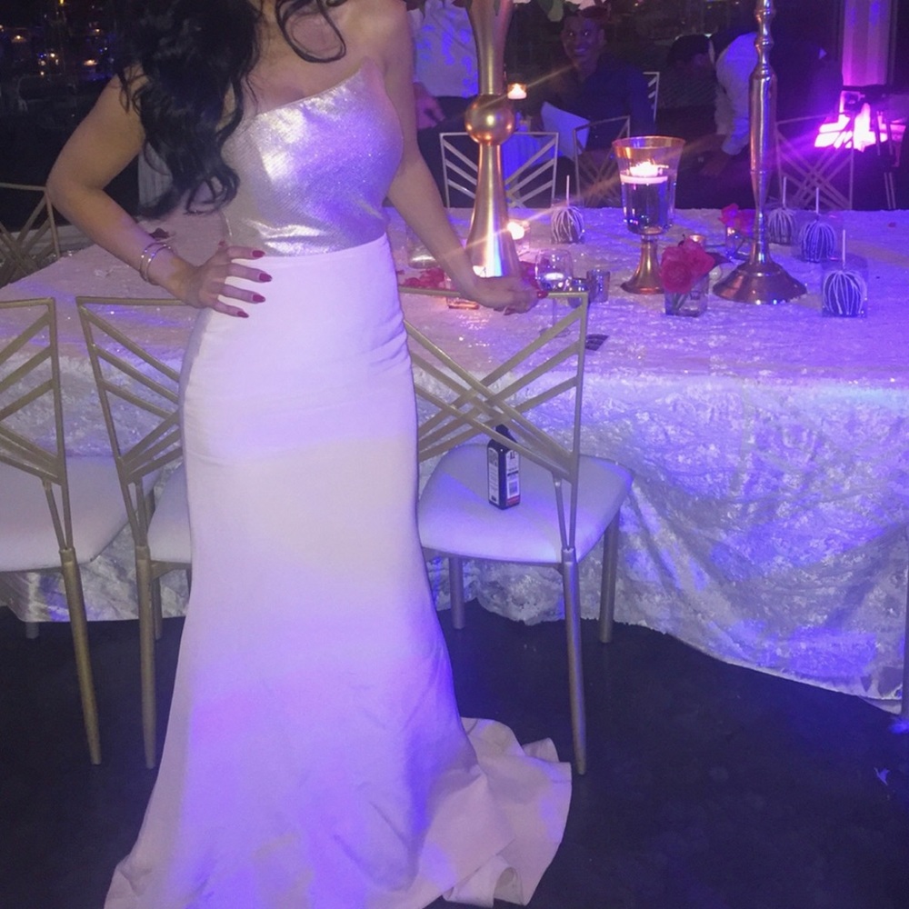 Ramona Keveza gown!